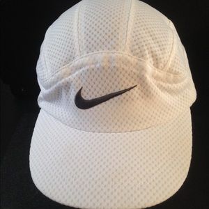 NIKE Cap